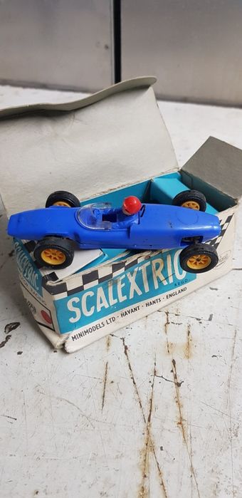 Carrinho antigo de coleção