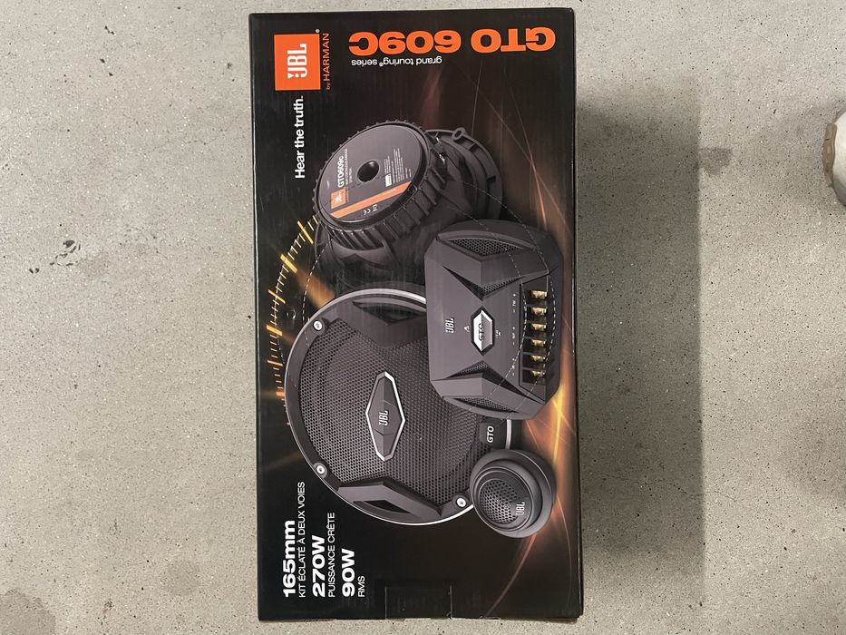Colunas JBL GTO 609c