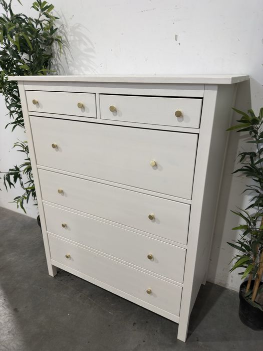 Piękna biała komoda Ikea Hemnes 6 szuflad syper stan dowóz wysyłka