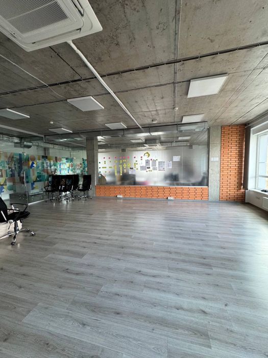 Здається в оренду офісне приміщення площею 220 м². - View 4