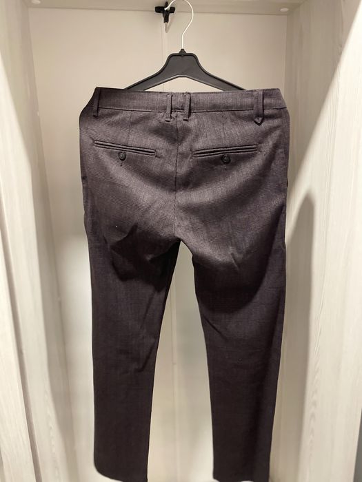 Класичний костюм