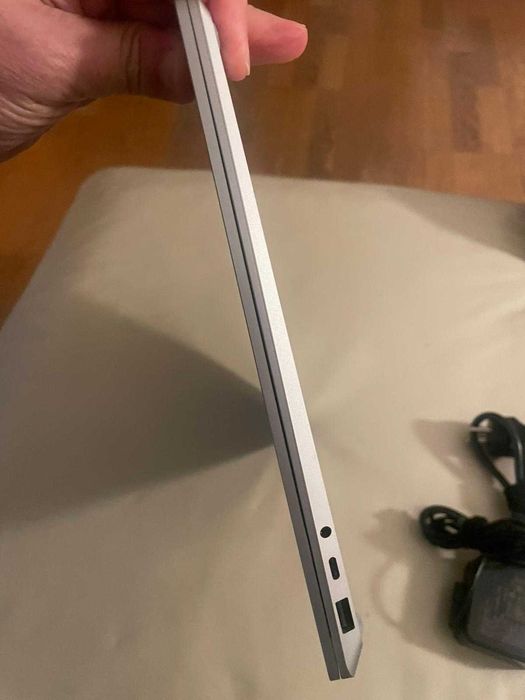 MICROSOFT Surface Laptop 5 (15'' - Intel Core i7-1255U - RAM: 16 GB - 512 GB SSD