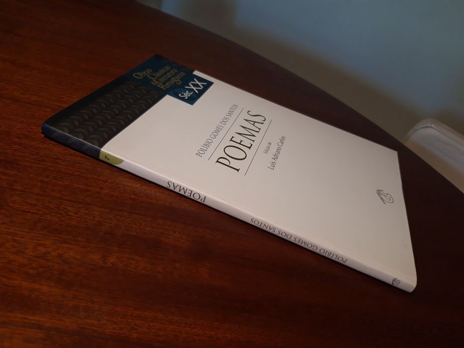 Livro "Poemas" de Políbio Gomes dos Santos
