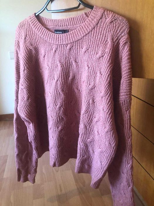 Lote de roupa de mulher