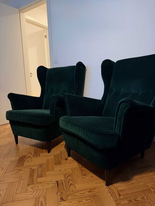 Vintage Vibe/Dark Academia - Emerald Green Wingback Armchairs
