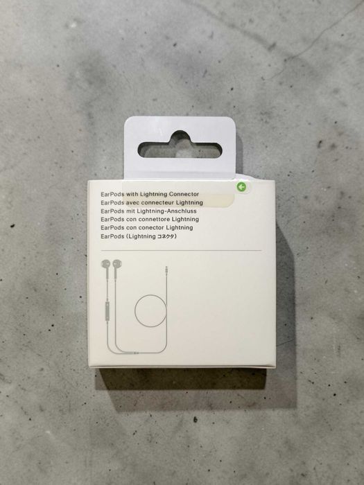Дротові навушники Apple EarPods (Lightning)