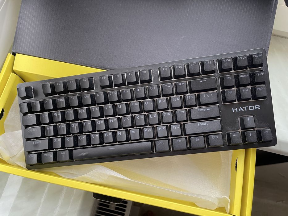 Hator Rockfall 2 Mecha TKL надійна механічна клавіатура