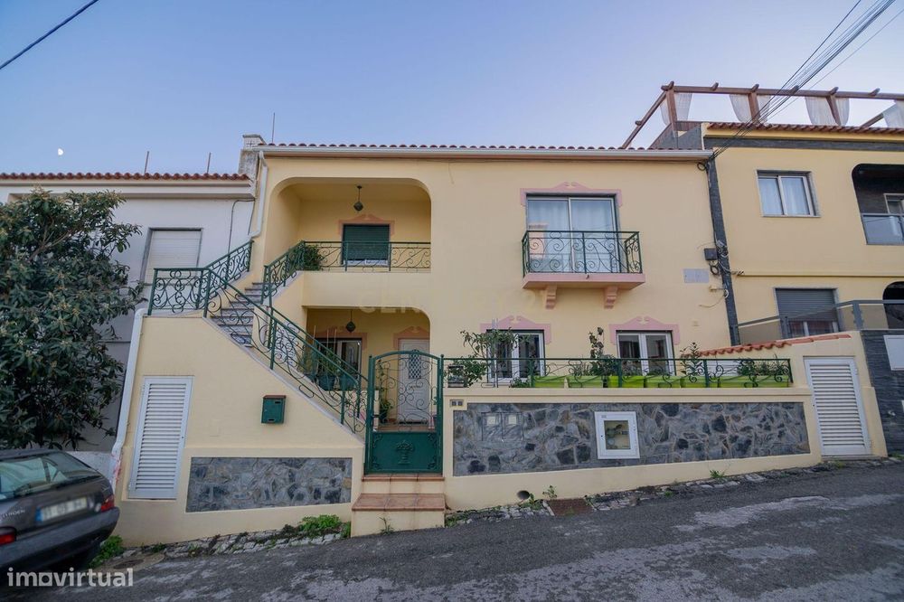 Não Perca Esta Grande Oportunidade! Apartamento T3 Estilo Moradia Com