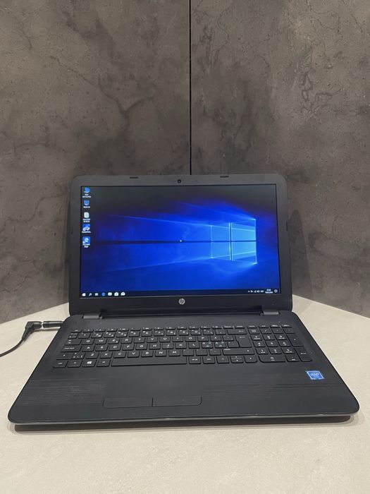 Ноутбук HP 15-ay006no 15.6" 4GB RAM/128GB SSD! N3370