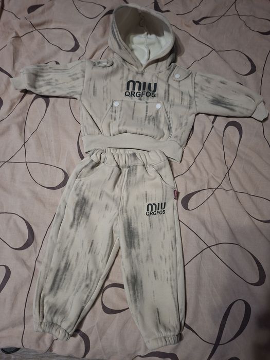 Дитячій одяг, спортивний костюм