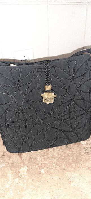 Mala de senhora  como nova.