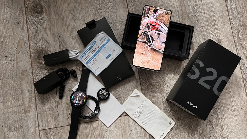 Samsung Galaxy s20 plus dual sim 5 G 128 gb