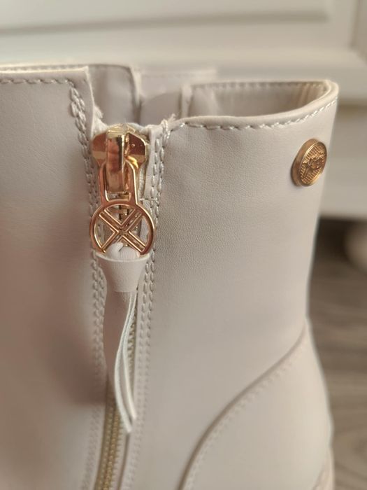 Nowe botki jasny beż