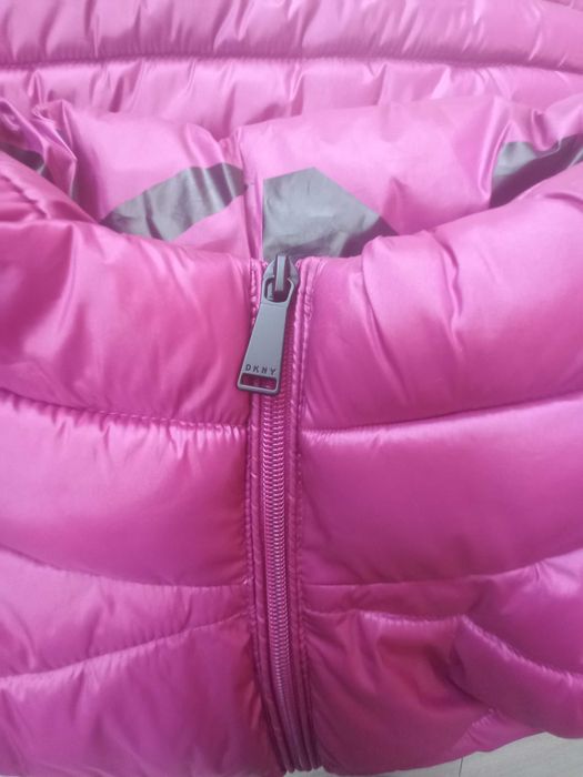 демисезонная куртка DKNY p.XS