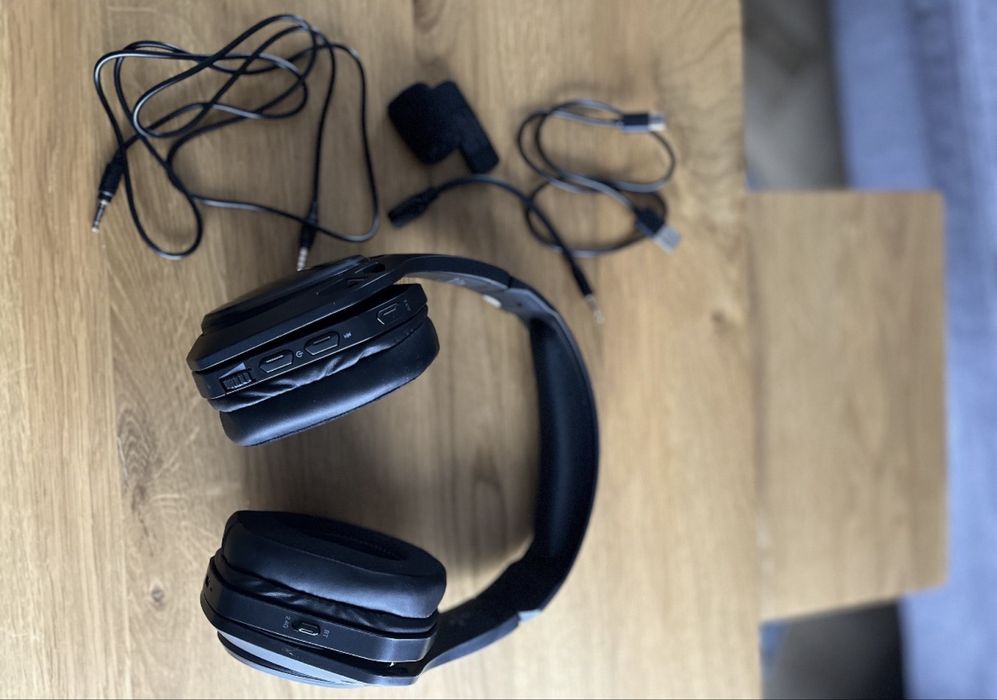 Bezprzewodowe słuchawki gamingowe czarne 2.4 GHz + Bluetooth jak nowe