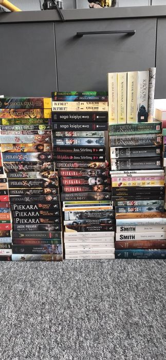 Rezerwacja do 25. 02. Wyprzedaż domowej biblioteczki  seria zestaw prz