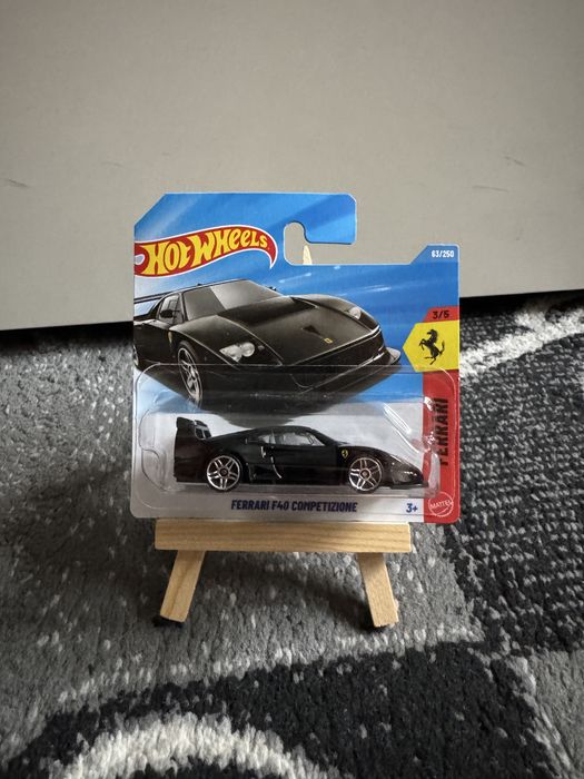 Hot wheels Ferrari F40 Competizione