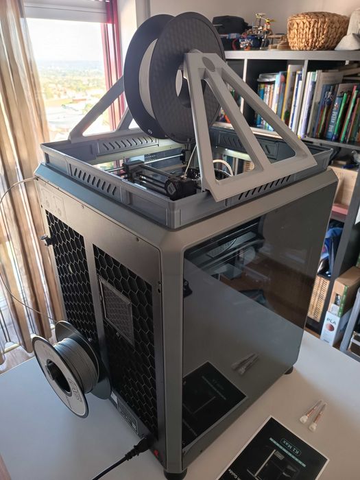 Impressora 3D Creality K1 Max – Estado Excelente (Apenas 400h de uso) - Guarda