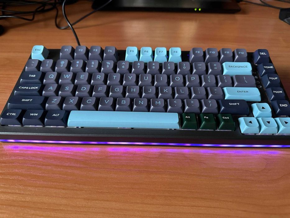 Механическая клавиатура YUNZII YZ75 + подарок