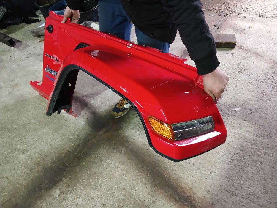 Jeep Wrangler JL Sahara 4xe Разборка Вранглер Крило в Зборі з Праве