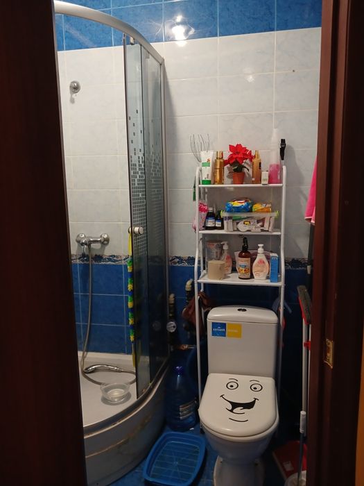 Черноморск продажа 1ком.кв.центр общ-33. Южная сторона