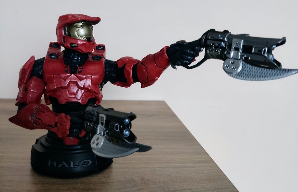 Halo Infinite Master Chief figurka Gentle Giant Xbox One Series X PC.