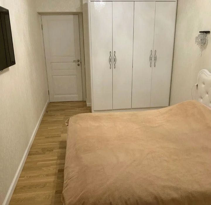 Продається 2-кімнатна квартира з ремонтом у цегляному будинку в Боярці