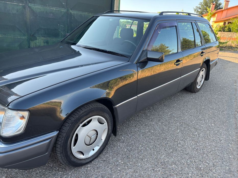 Mercedes E250 Diesel S124