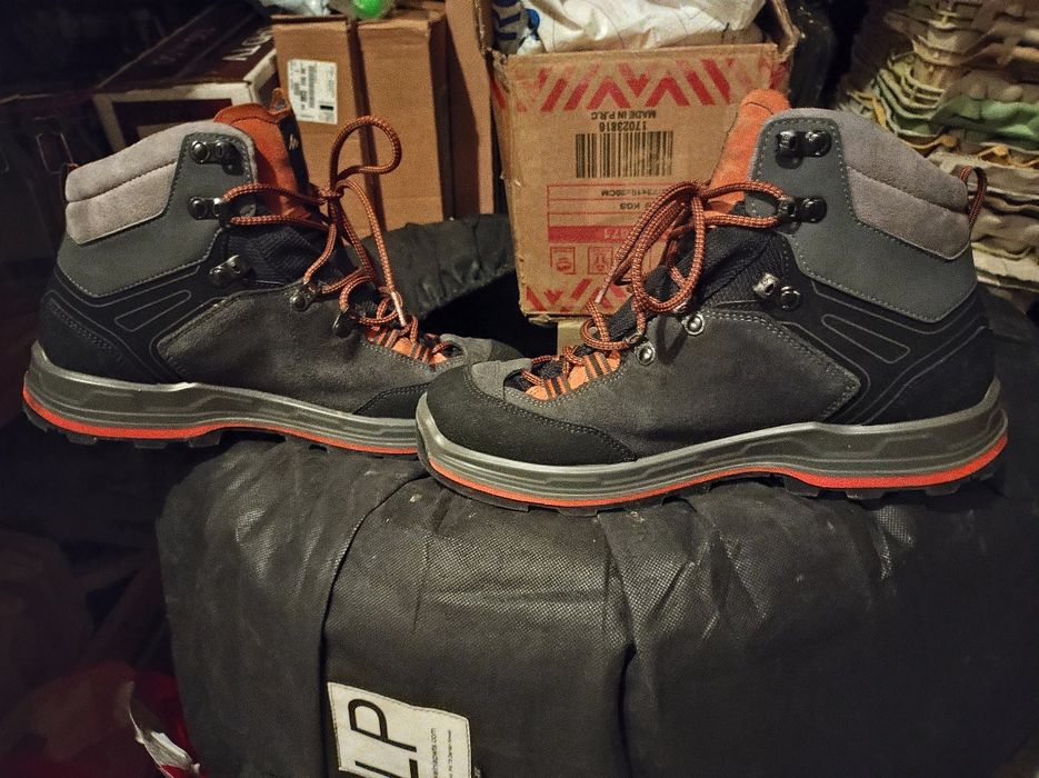 Buty trekkingowe- Promo 235 !!!