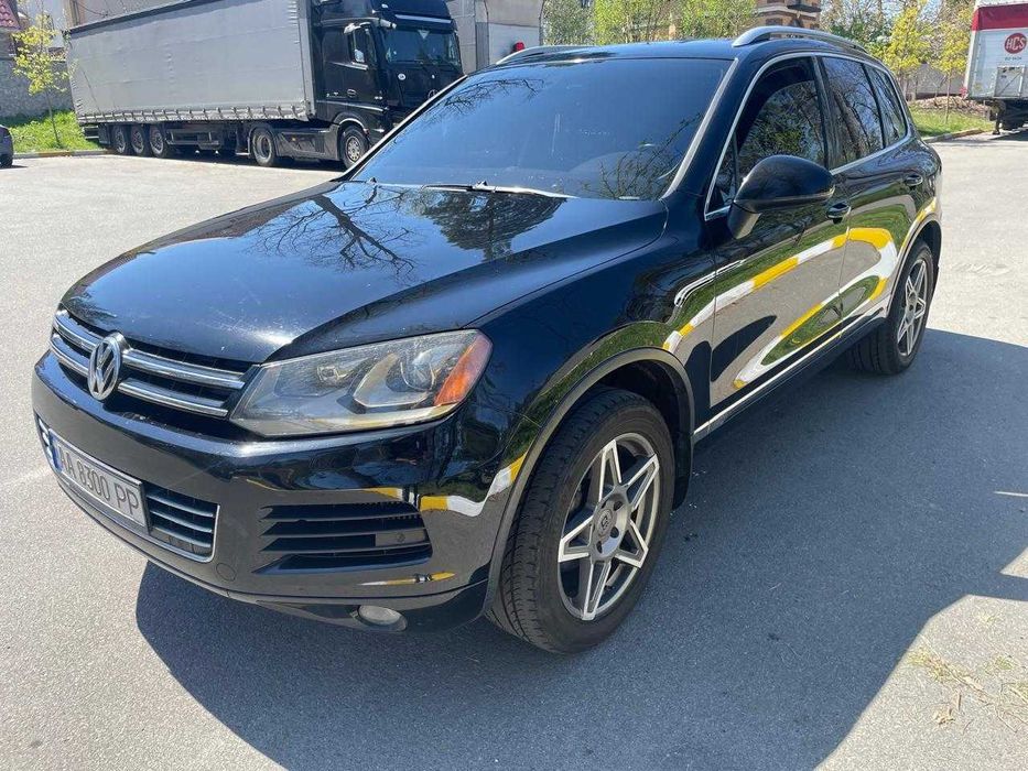 Продам автомобіль Volkswagen Touareg