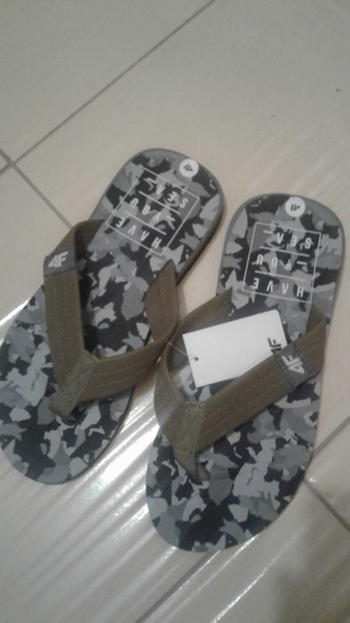 Klapki męskie Japonki, 4F roz. 41 moro nowe.