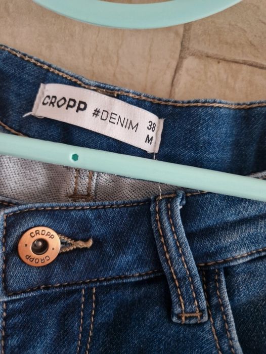 Spodnie damskie cropp denim r 38