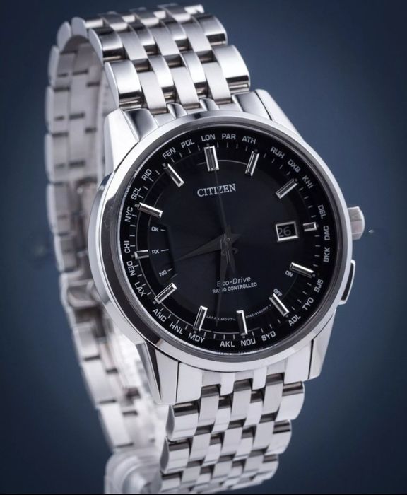 Zegarek męski CITIZEN Eco-Drive Radio Controlled CB0150-62L (3)