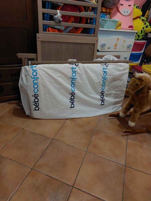 Berco e colchão ikea