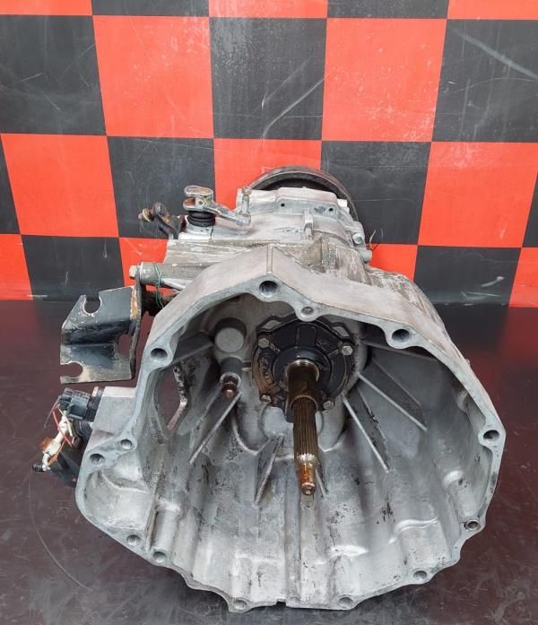 Caixa de velocidades manual NISSAN Cabstar Chassis (F23, H41, H42)