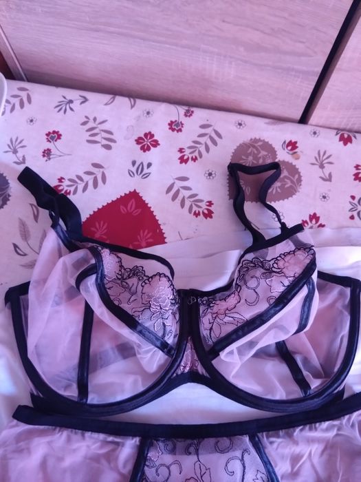 Komplet bielizny damskiej Gorsenia 70J+XL