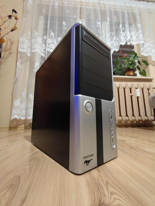 Obudowa komputera Mustang