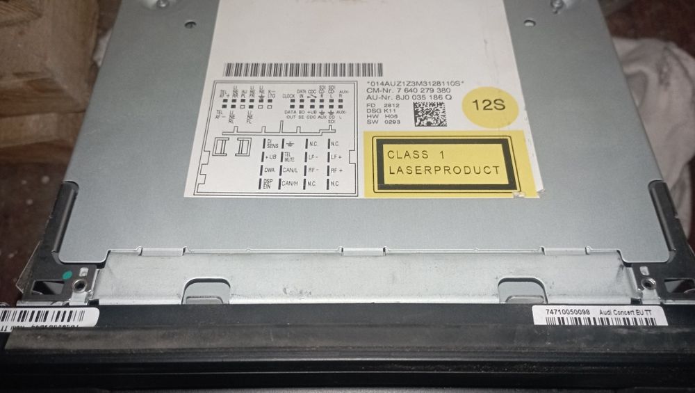 Автомагнітола Audi