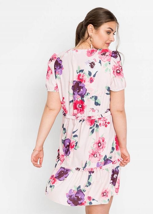 Sukienka w kwiaty z falbankami ^46