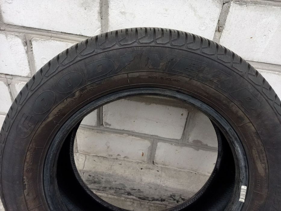 Продам летние шины резину Goodyear GT3 185/65 R15 2 шт