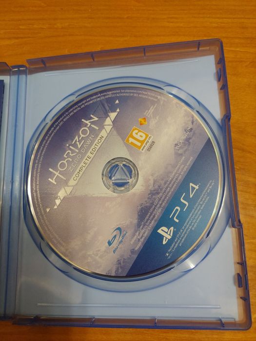 PS4 - Horizon Zero Dawn  complete edition