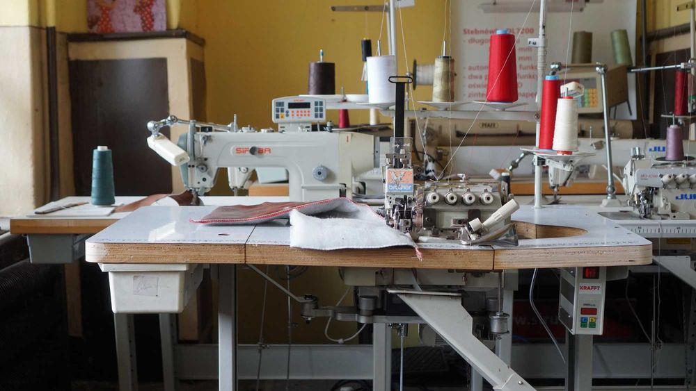 Overlock Brother do szycia pianki, tapicerka, silnik 230V