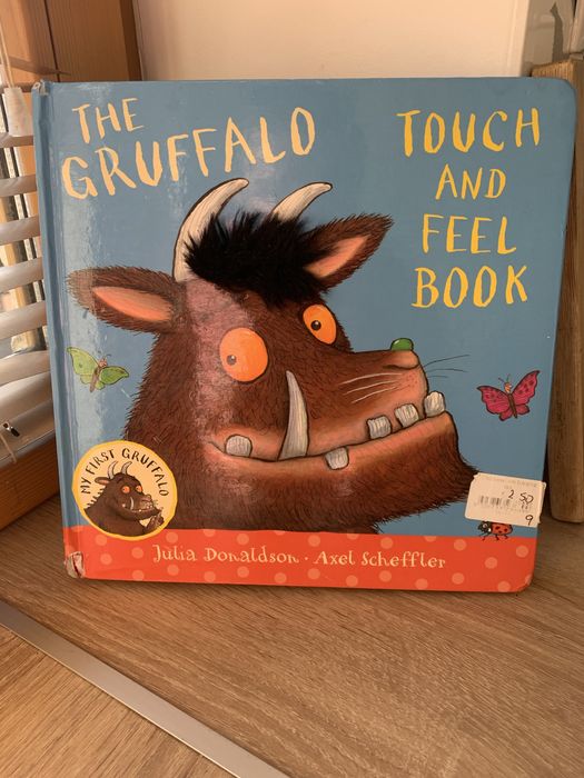 The Gruffalo. Julia Donaldson. English