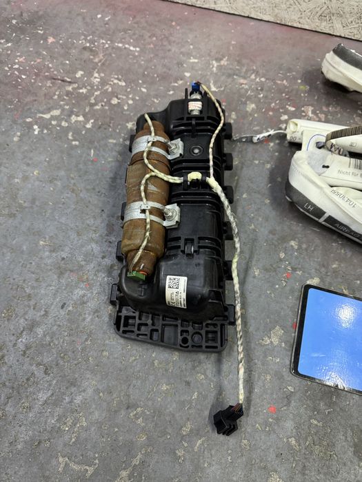 Безпека airbag шторка аирбег Безопастность Подушка торпеды BMW G32 640