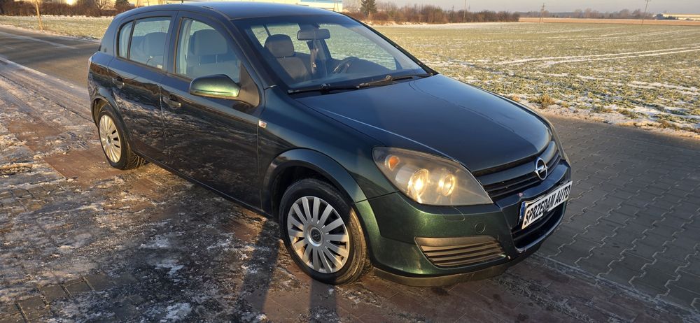 Opel Astra lll 1.6 LPG 2005r, klima 5 drzwi