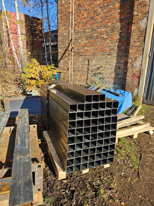 Profil stalowy 100 x 100 x 2