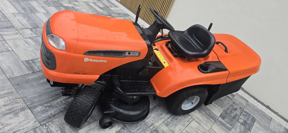 Traktorek kosiarka Husqvarna CTH141 Hydro 14.5Hp