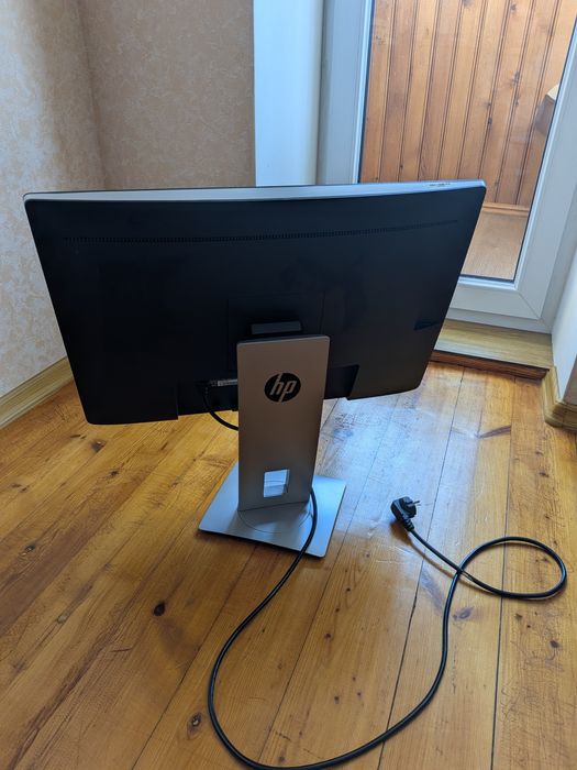 Монітор HP EliteDisplay