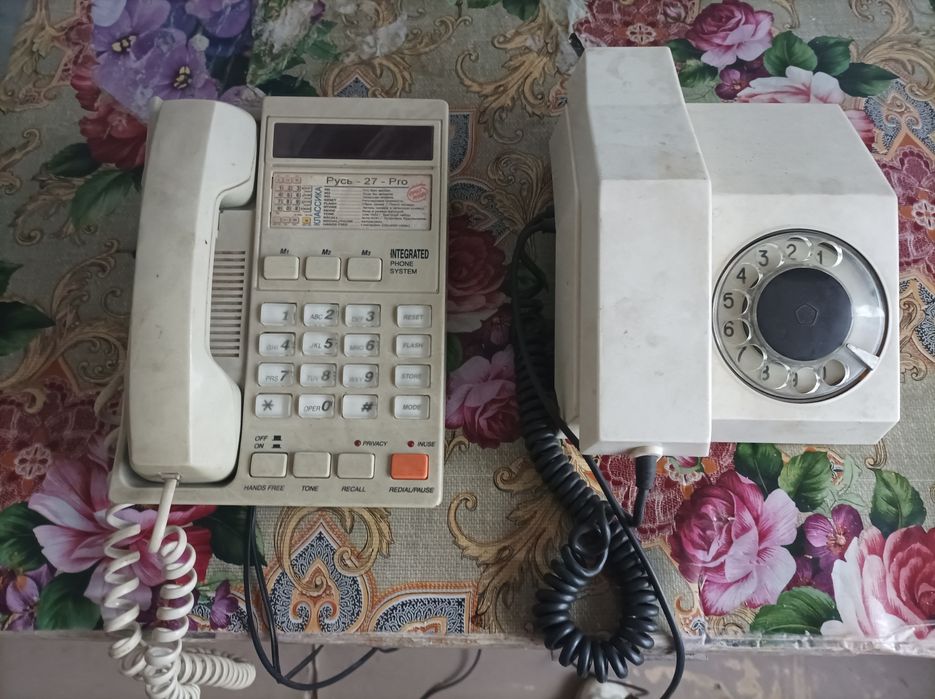 Стационарный телефон