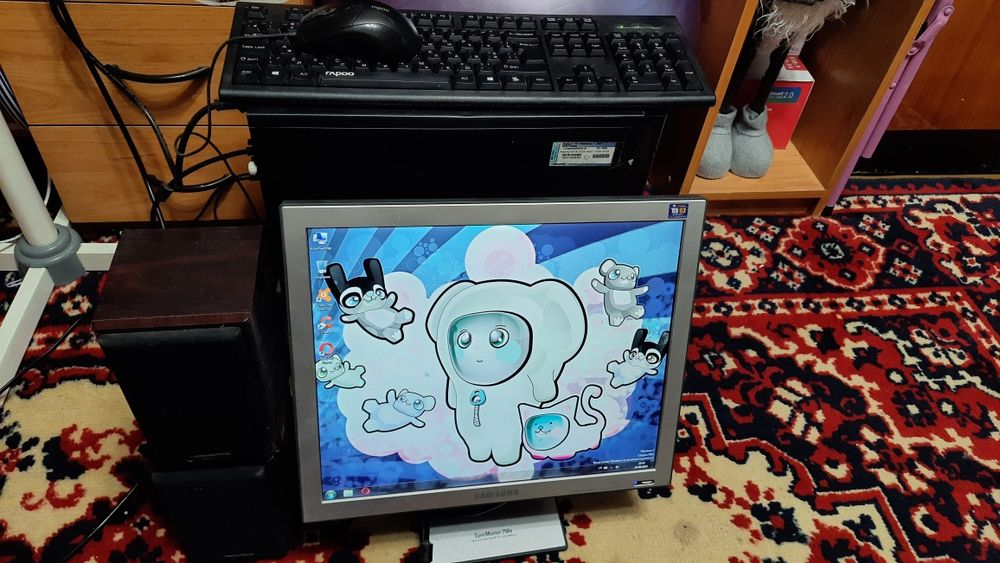 Стационарный компьютер + колонки+ мышка с клавиатурой